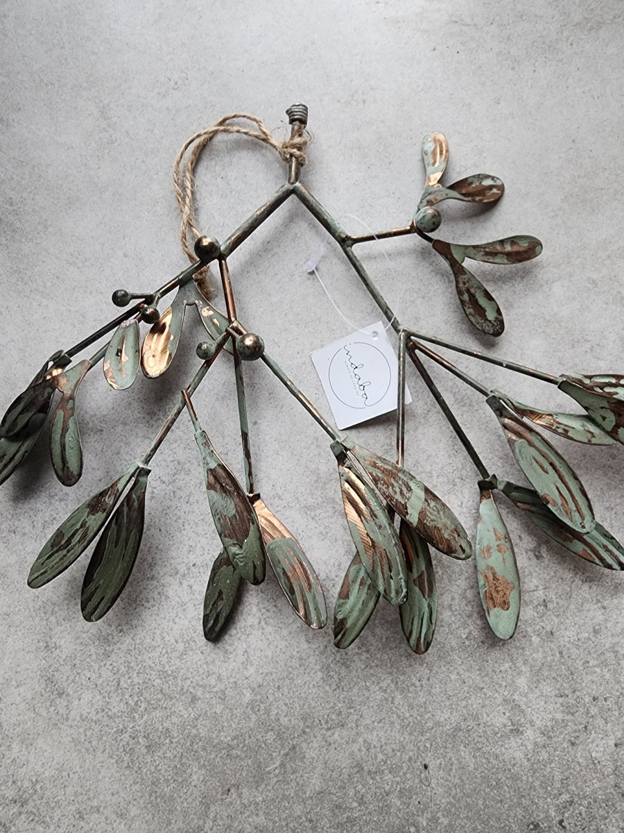 Iron mistletoe hanger - Grow & Bloom Co.