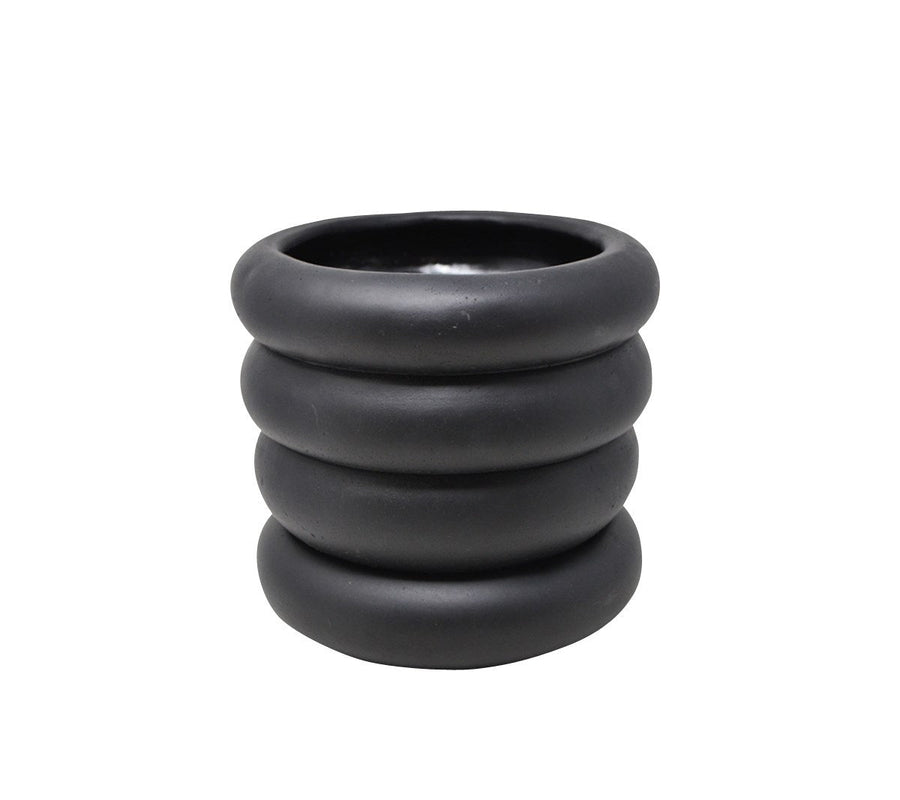 Ribbed Black Planter with Tray - Grow & Bloom Co.